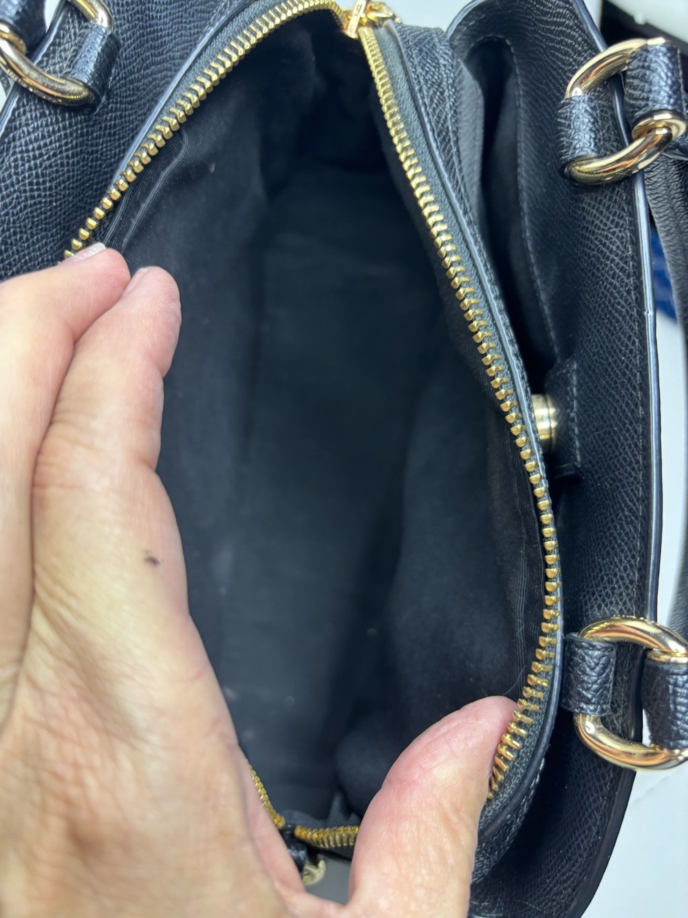 Coach Mini Lillie Carryall in black crossgrain leather and gold hardware - Picture 8 of 14